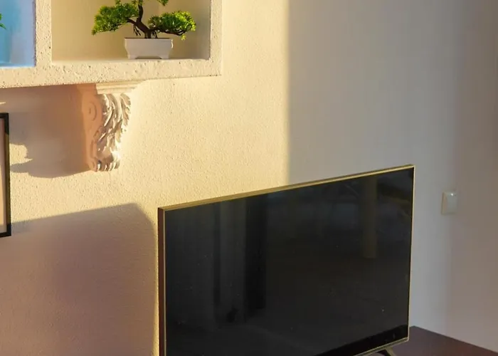 Sunset Views Адехе